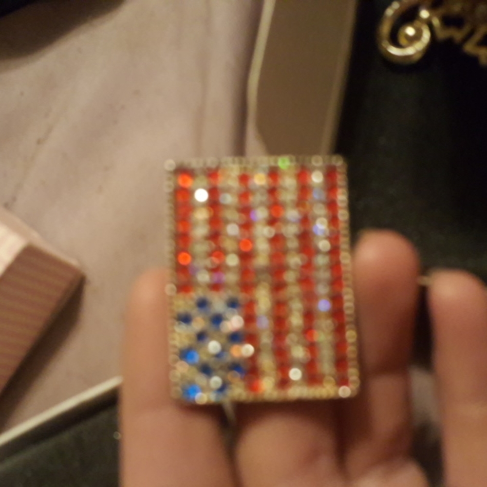 pins - Picture 3 of 4